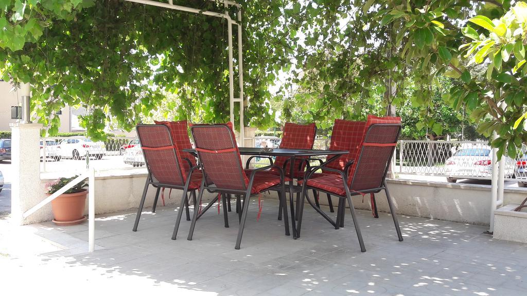 Villa Rossa Tučepi Екстериор снимка